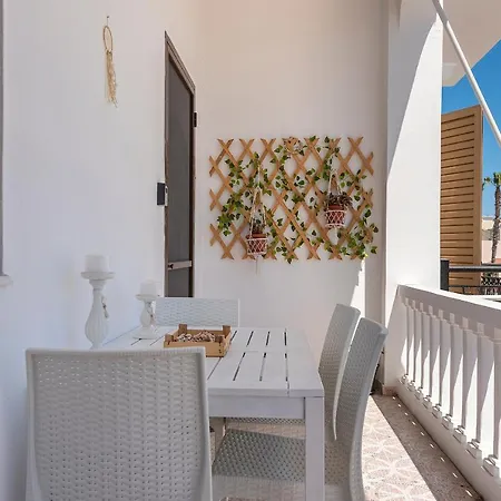 Apartment Galini House - Island